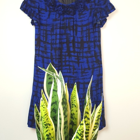 Blue Geometric Top With Roses & Ruffles - Picture 6 of 7